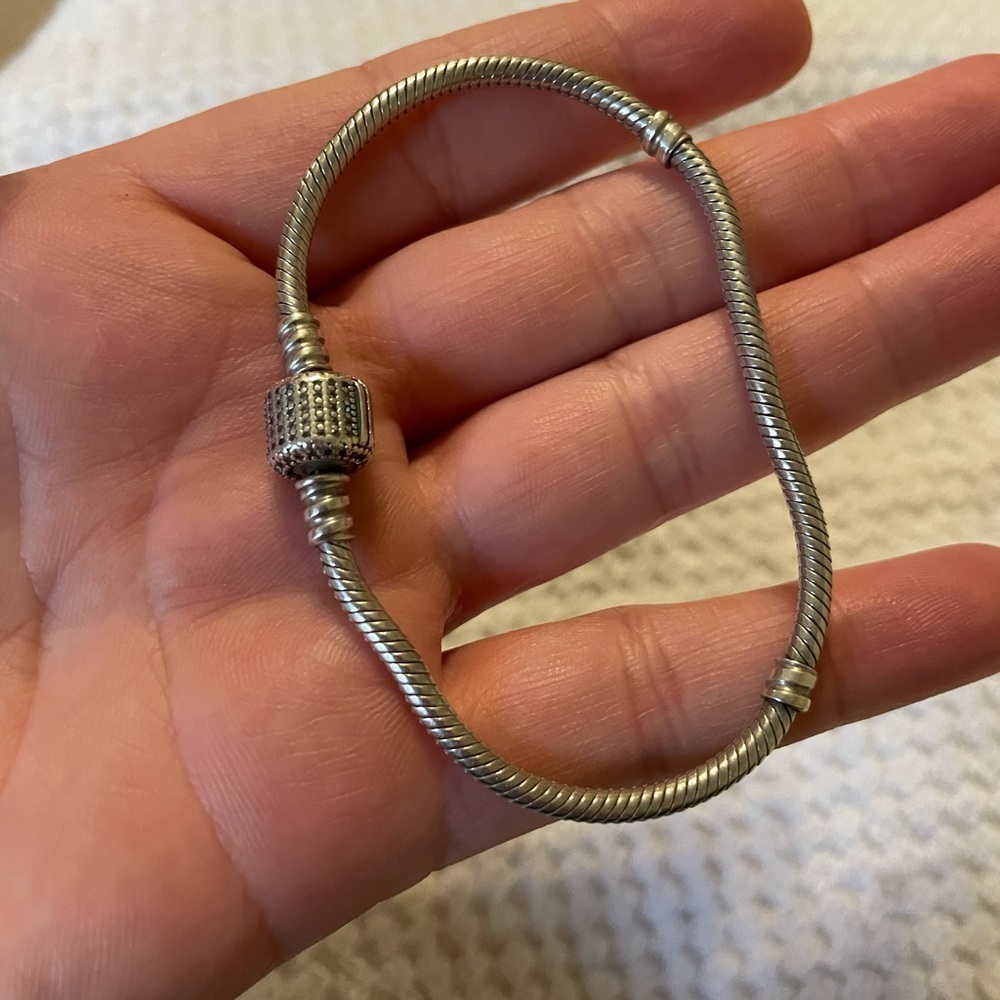 Authentic pandora Bracelet 7.5